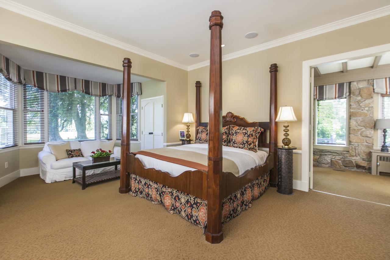 Glen Gordon Manor Bed & Breakfast Huntly Exterior photo